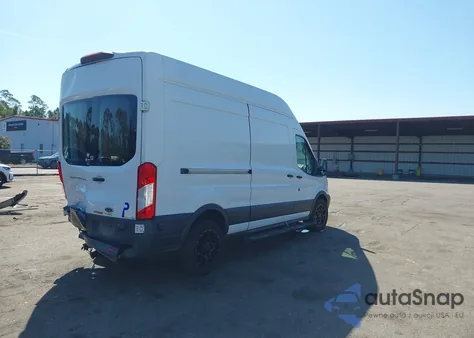 2018 Ford Transit-250 z USA, uszkodzony, nr VIN 1FTYR2XM6JKA20272